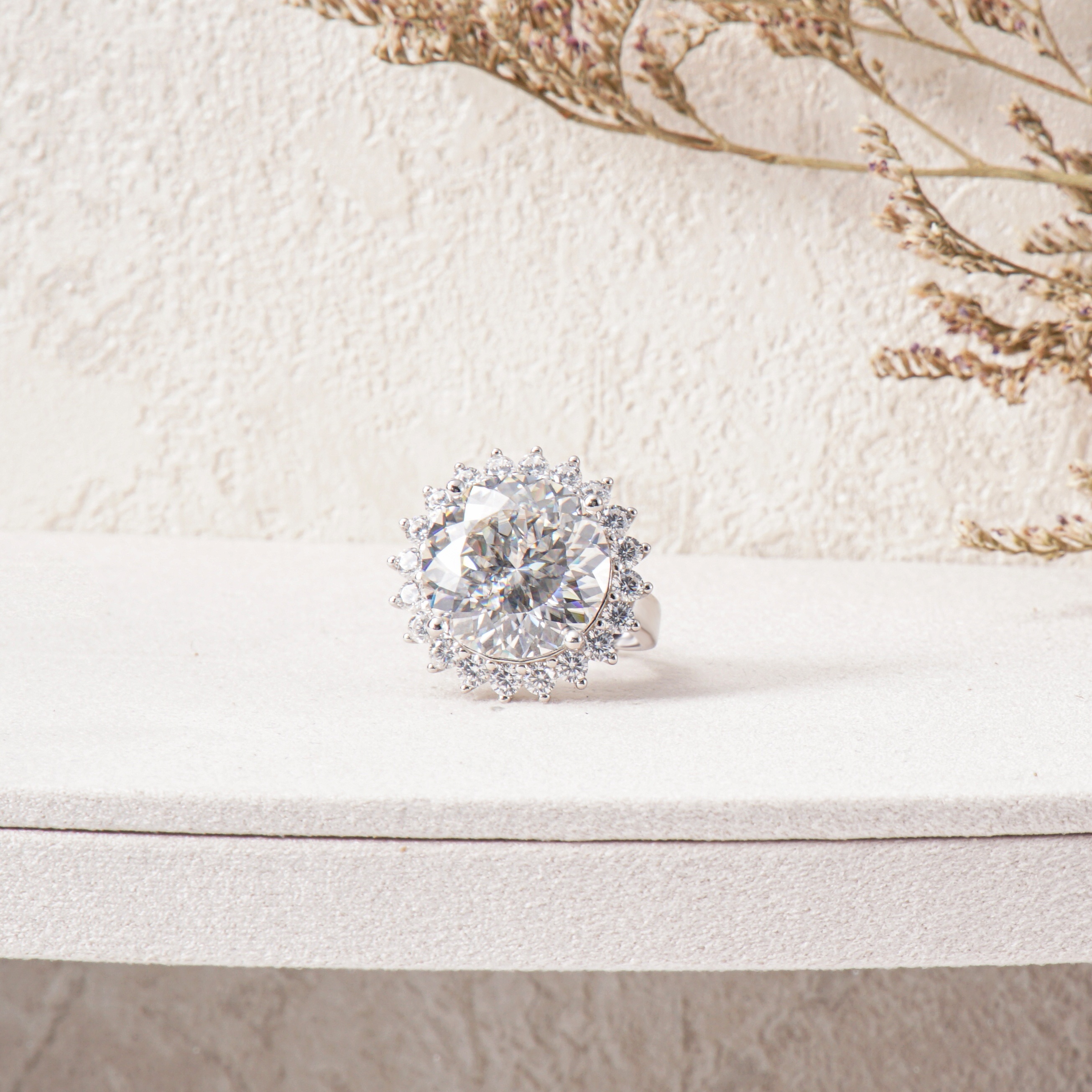 12ct Round Synthetic Moissanite Sunflower Ring S925