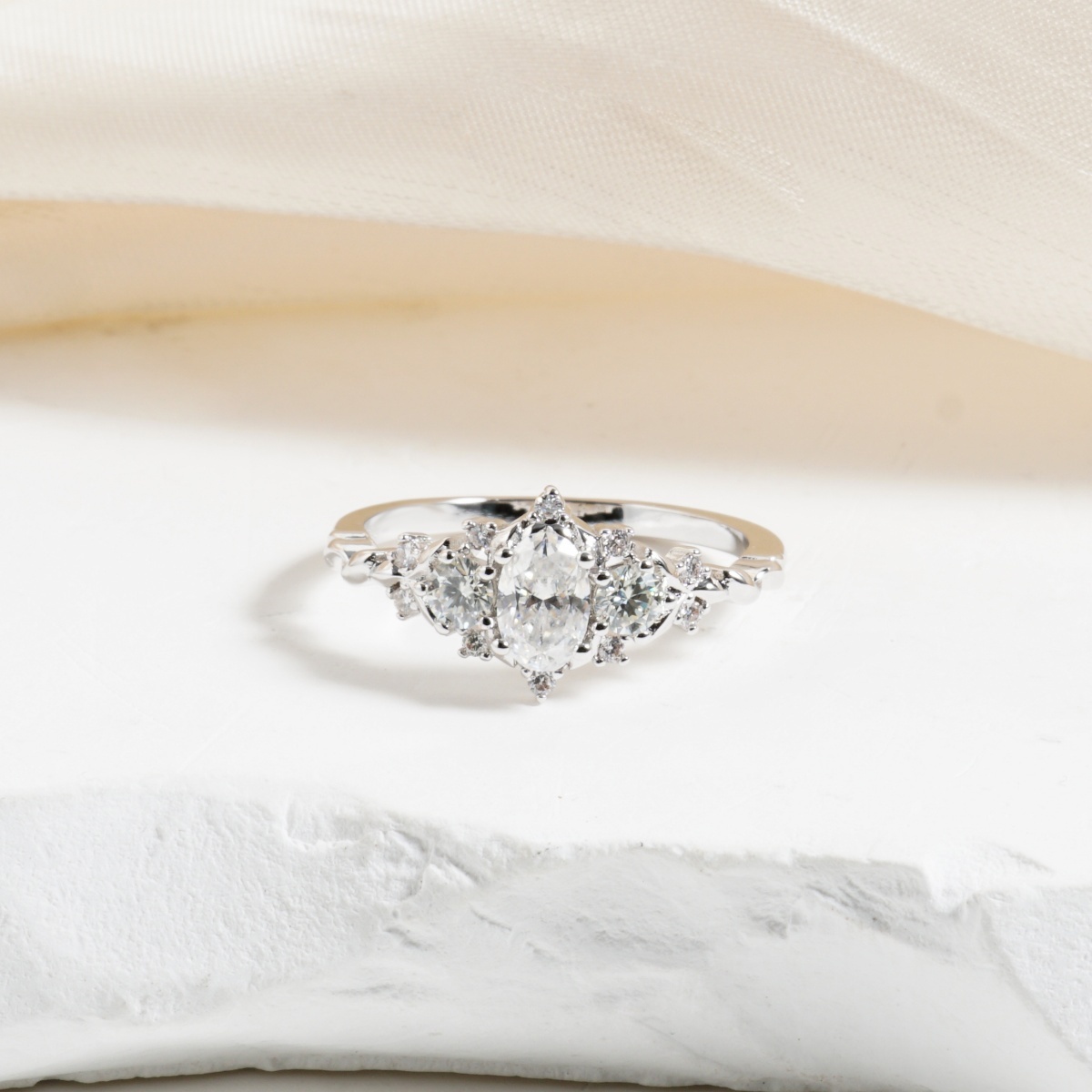 0.7ct Vintage Cluster Marquise Cut Engagement S925/Copper Ring Band VVS Synthetic Moissanite Ring