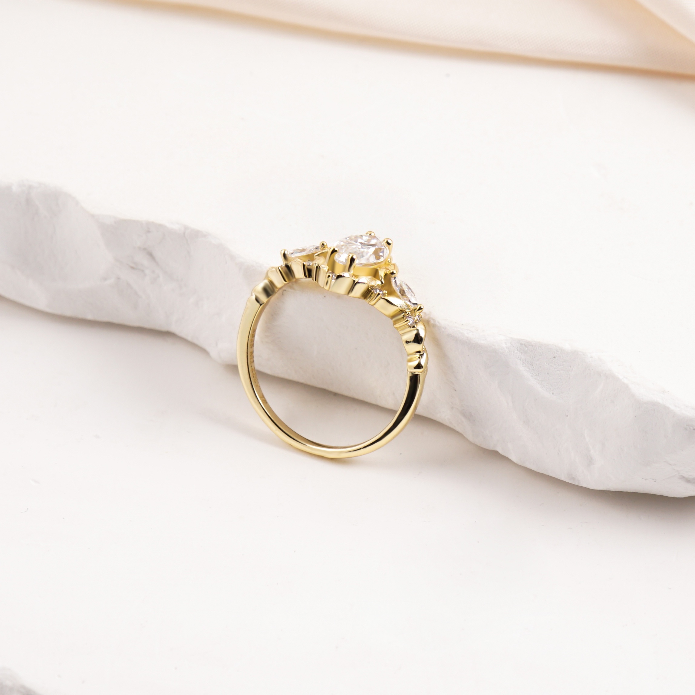 14k Gold-Plated 1ct Vintage Marquise Cut Engagement Ring Synthetic Moissanite Ring Jewelry S925