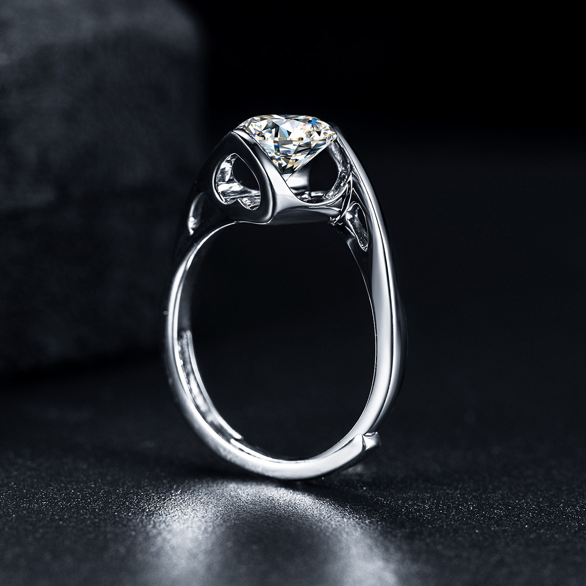 0.5-1ct Round Synthetic Moissanite Ring S925