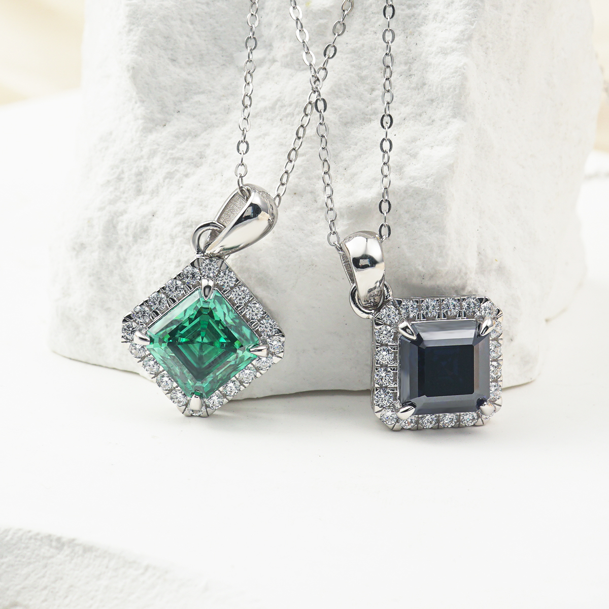 3.5ct Asscher Cut VVS Synthetic Moissanite Pendant Necklace S925