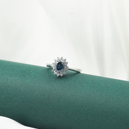 1ct Oval Synthetic Moissanite Sunflower Ring S925