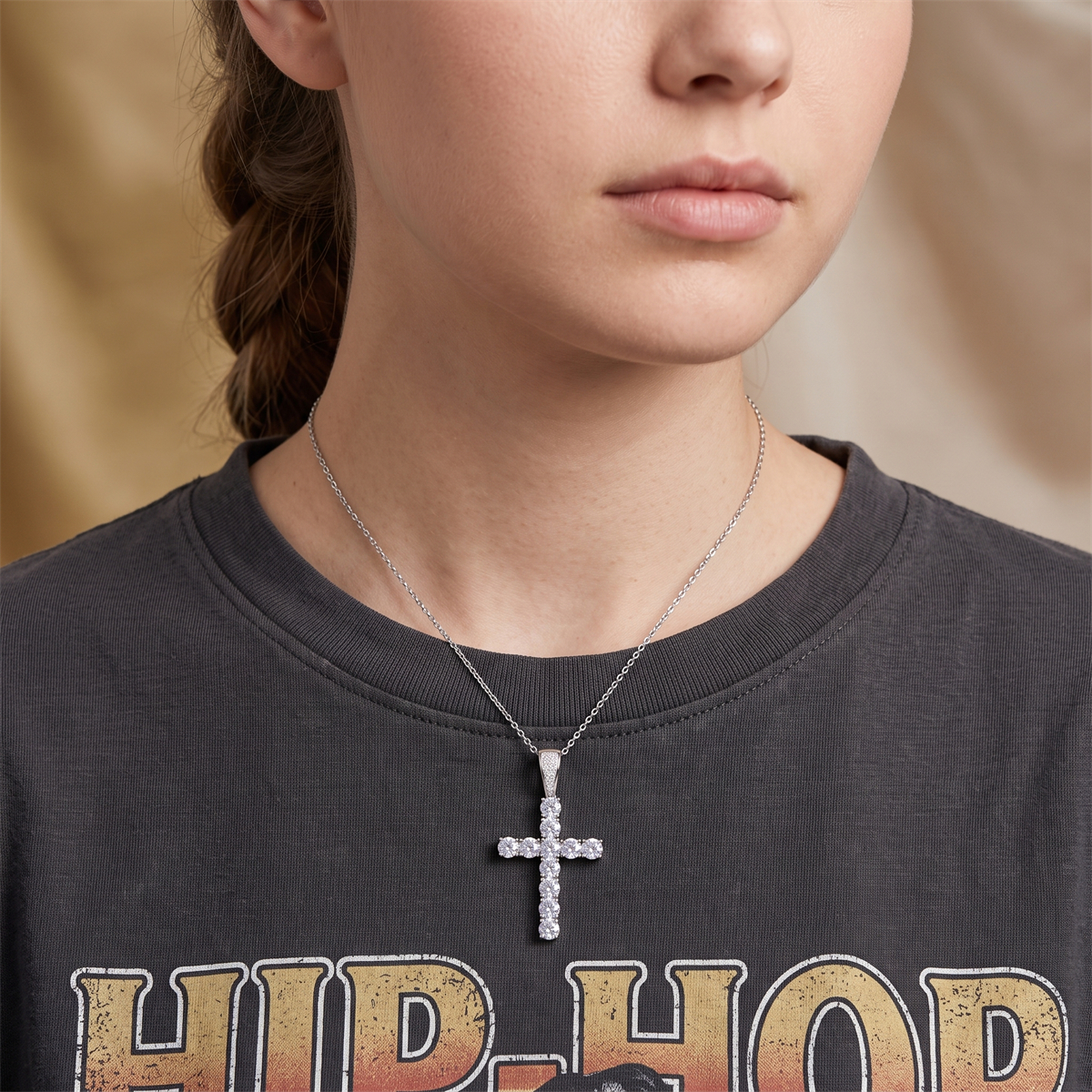 Unisex Classic Cross Pendant Necklace 925S & VVS Moissanite