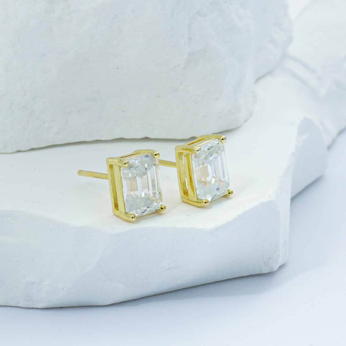 S925 Step Cut Synthetic Moissanite Stud Earrings Gift For Men Women