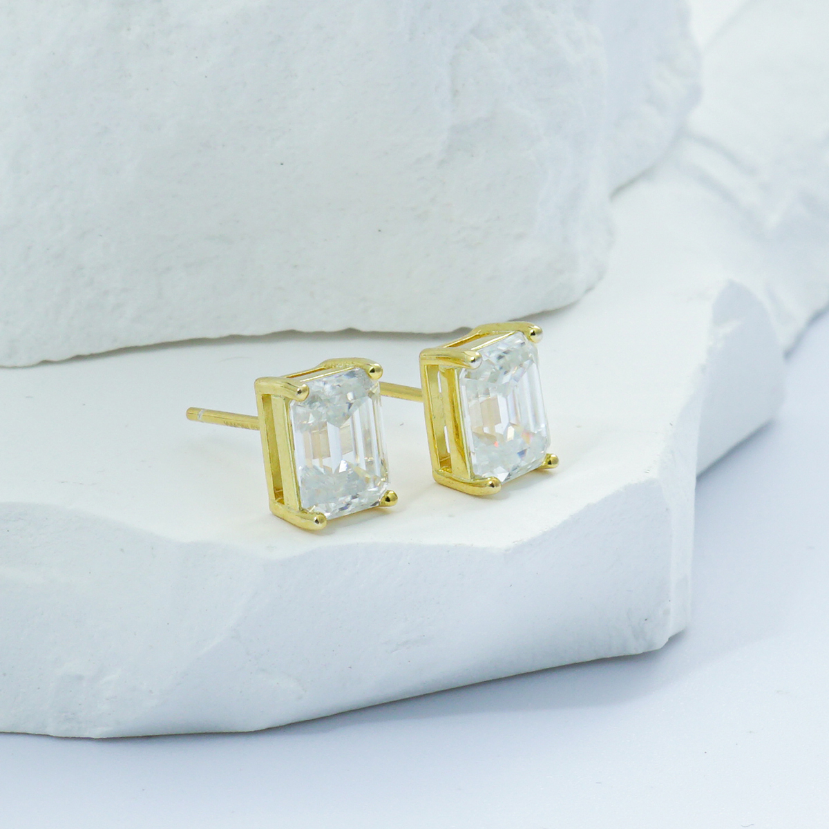 S925 Step Cut Synthetic Moissanite Stud Earrings Gift For Men Women