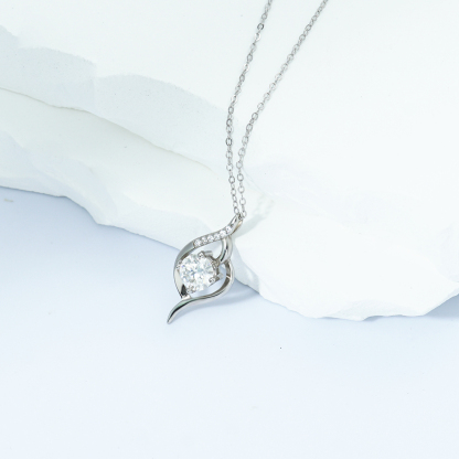 S925 1CT ROUND CUT SYNTHETIC MOISSANITE LOVE NECKLACE PENDANT GIFT FOR WOMEN