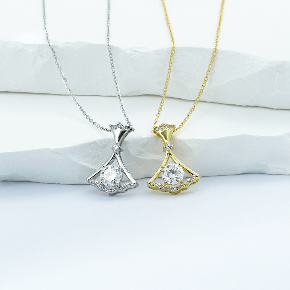 S925 SYNTHETIC MOISSANITE DANCING FANCY SKIRT NECKLACE PENDANT