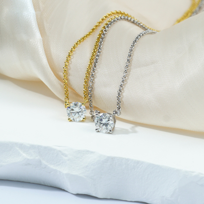 S925 1ct Synthetic Moissanite Classic Round Four Prong Necklace