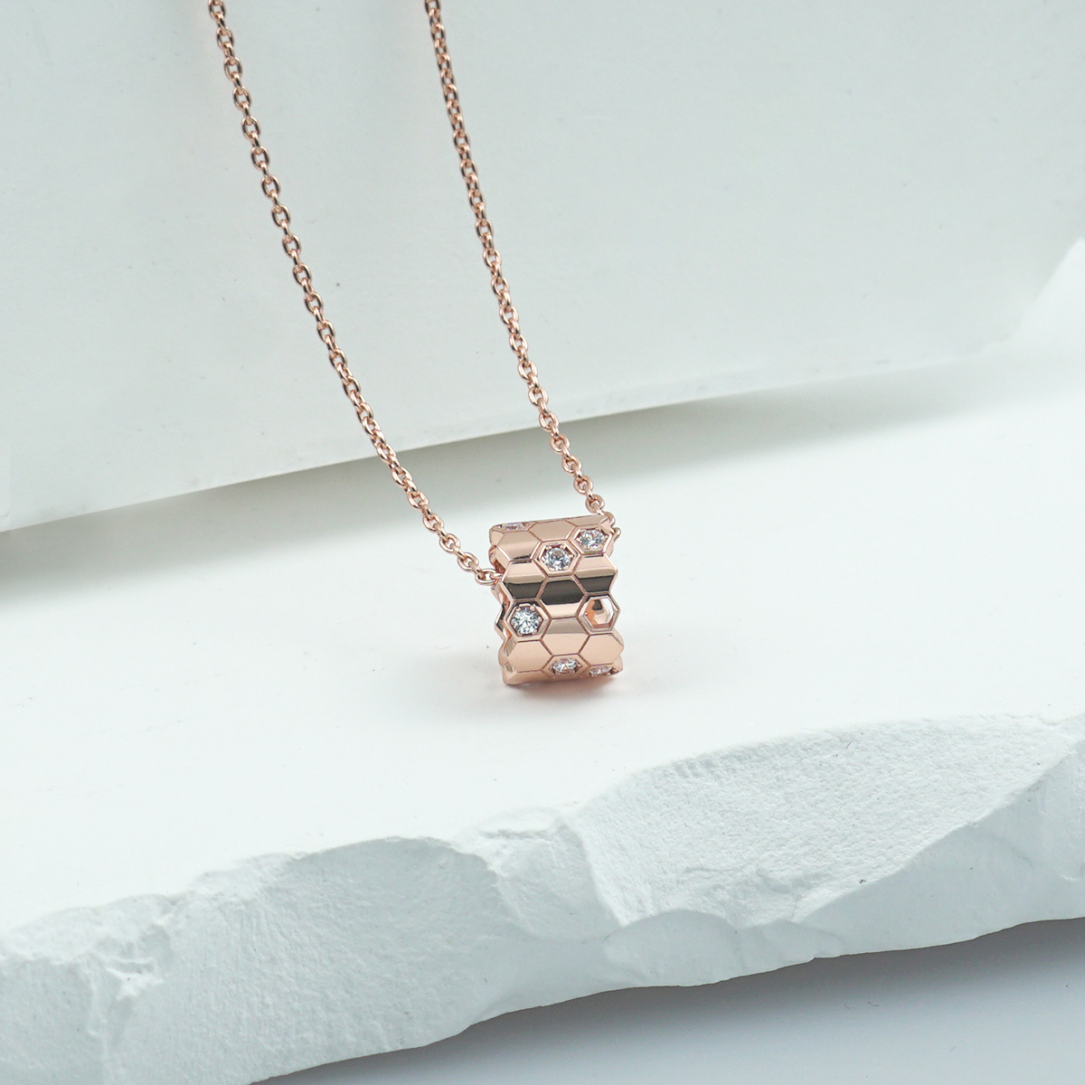 S925 Synthetic Moissanite Brillant Honeycombs Hexagon Necklace Birthday Anniversary Gift