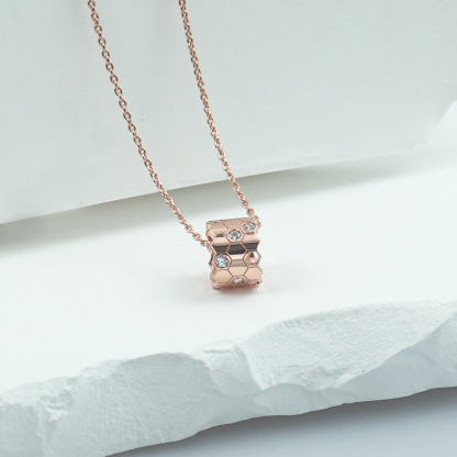 S925 Synthetic Moissanite Brillant Honeycombs Hexagon Necklace Birthday Anniversary Gift