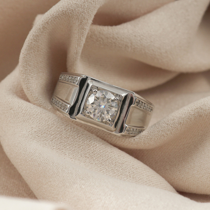 1ct Round Synthetic Moissanite Ring S925