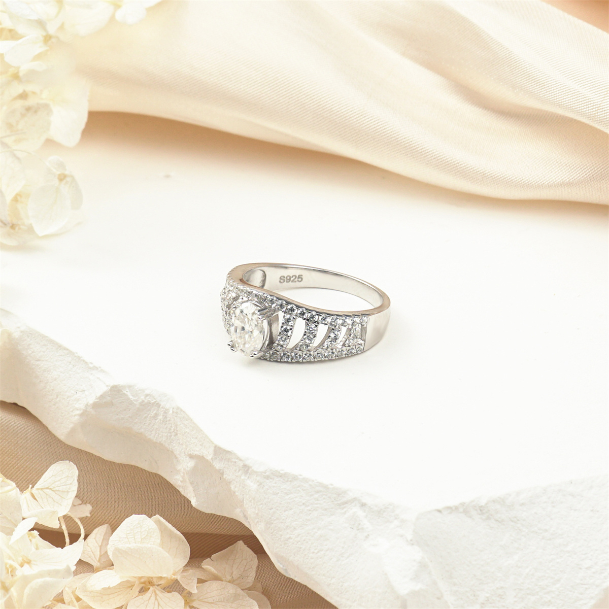 1ct Oval Cut Synthetic Moissanite Enchanted Engagement Ring with Side Stones In 925 Sterling Silver