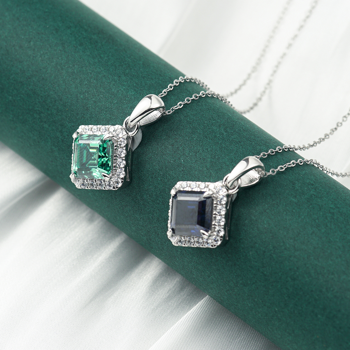 3.5ct Asscher Cut VVS Synthetic Moissanite Pendant Necklace S925