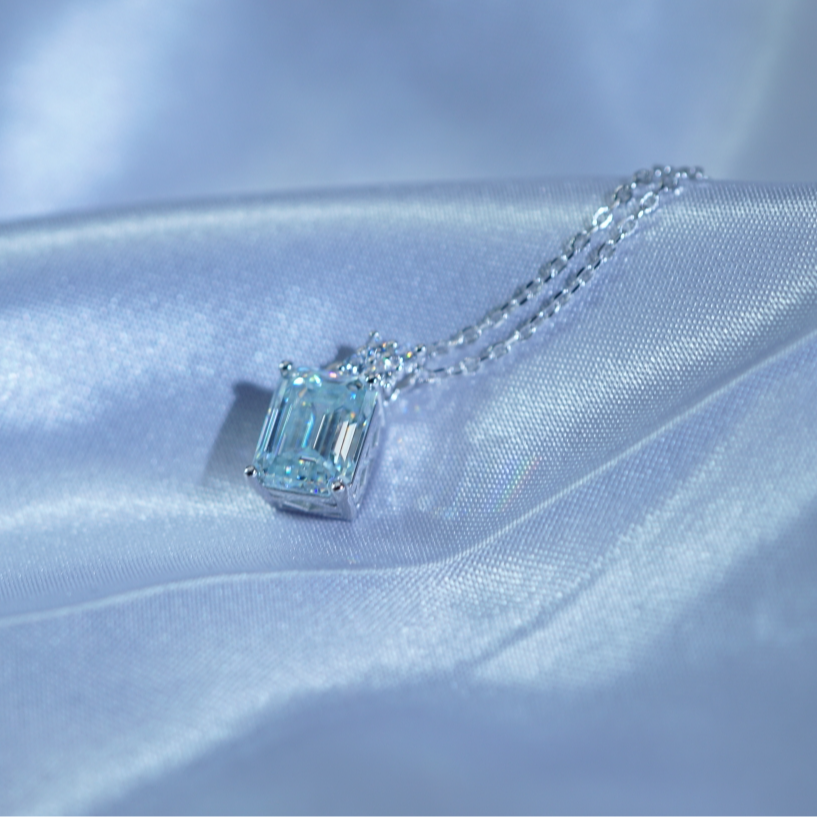 Synthetic Moissanite Pendant Necklace Chain S925 20