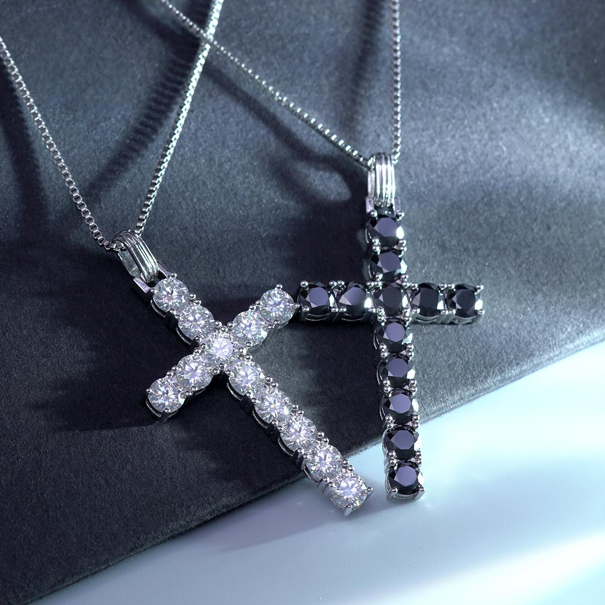 S925 6CT BLACK WHITE SYNTHETIC MOISSANITE CROSS NECKLACE