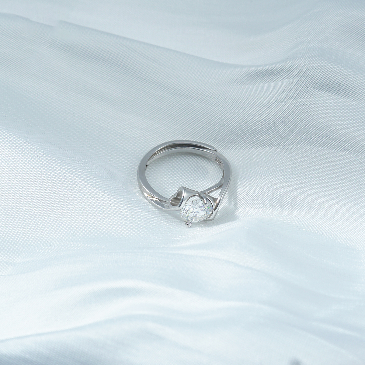 0.5-1ct Round Synthetic Moissanite Ring S925