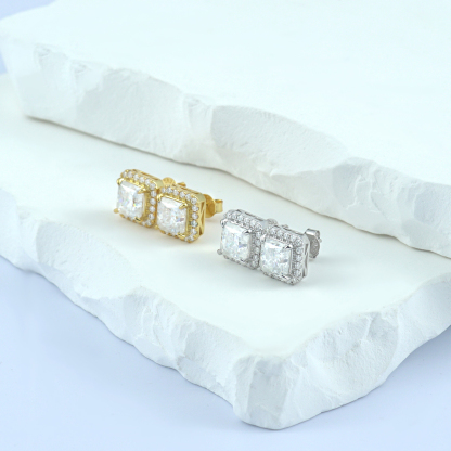 ICECROWN Princess Cut Halo Stud Earrings 925S & VVS Moissanite