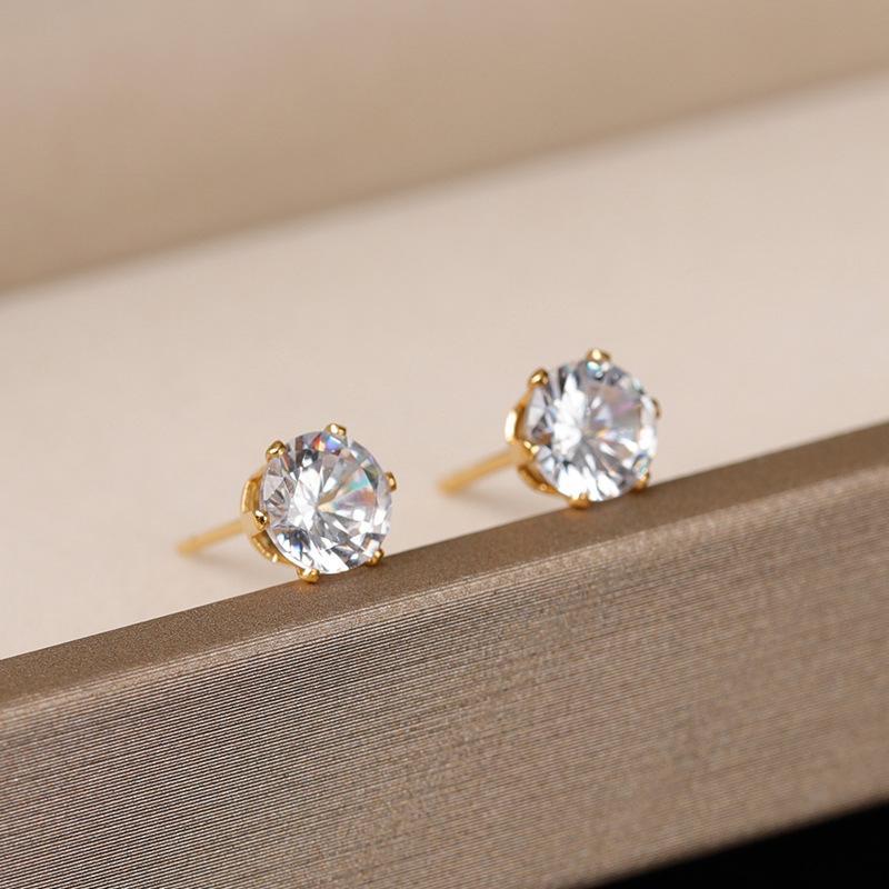FROSTFIRE Six-Prong Solitaire Stud Earrings 925S & VVS Moissanite