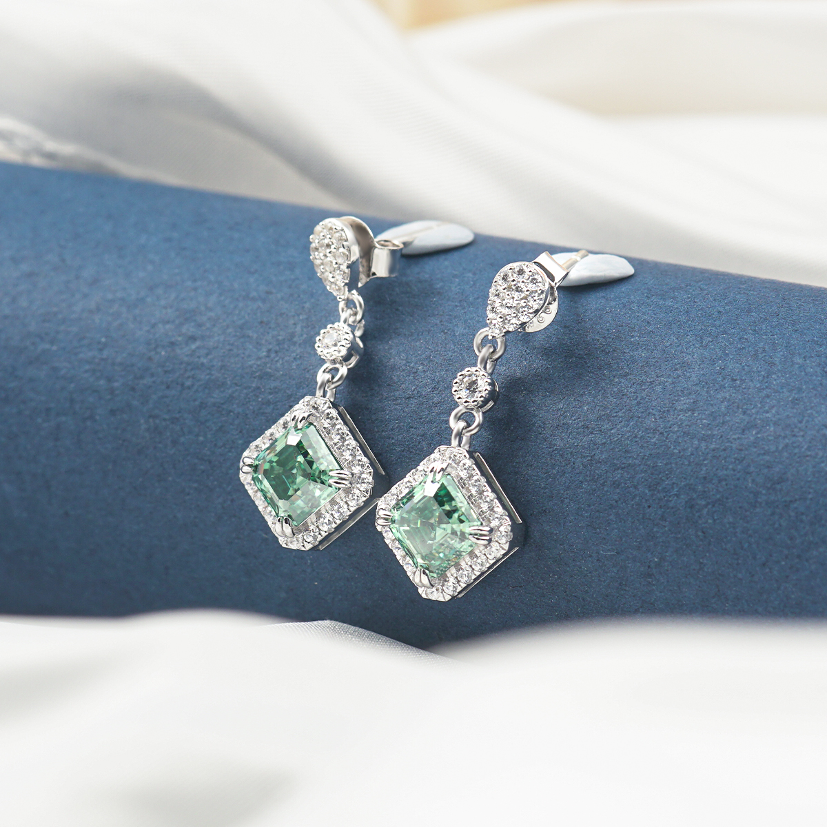 S925 Asscher Synthetic Moissanite Prismatic Stud Earrings