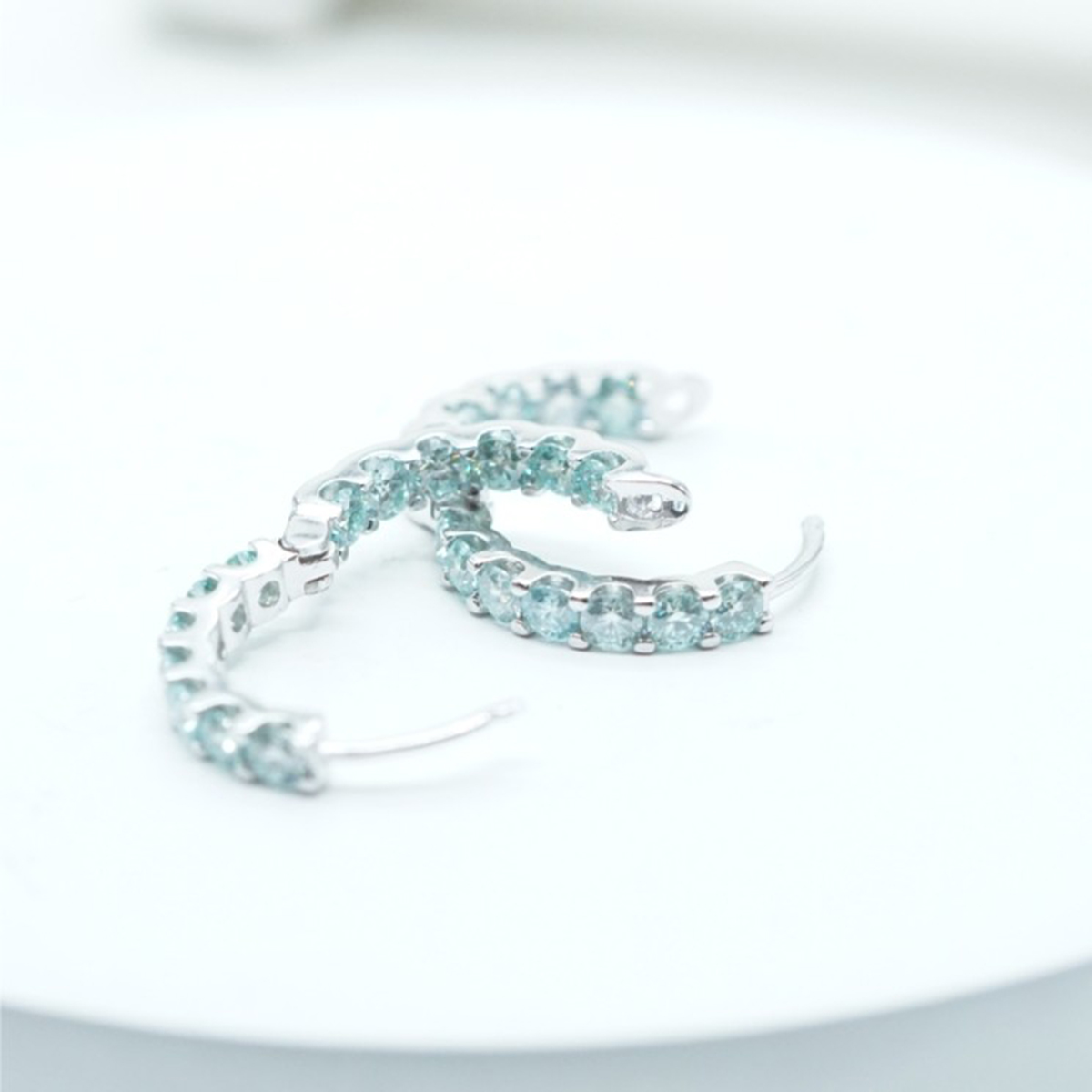 1.3ct Round Synthetic Moissanite Hoop Stud Earrings S925