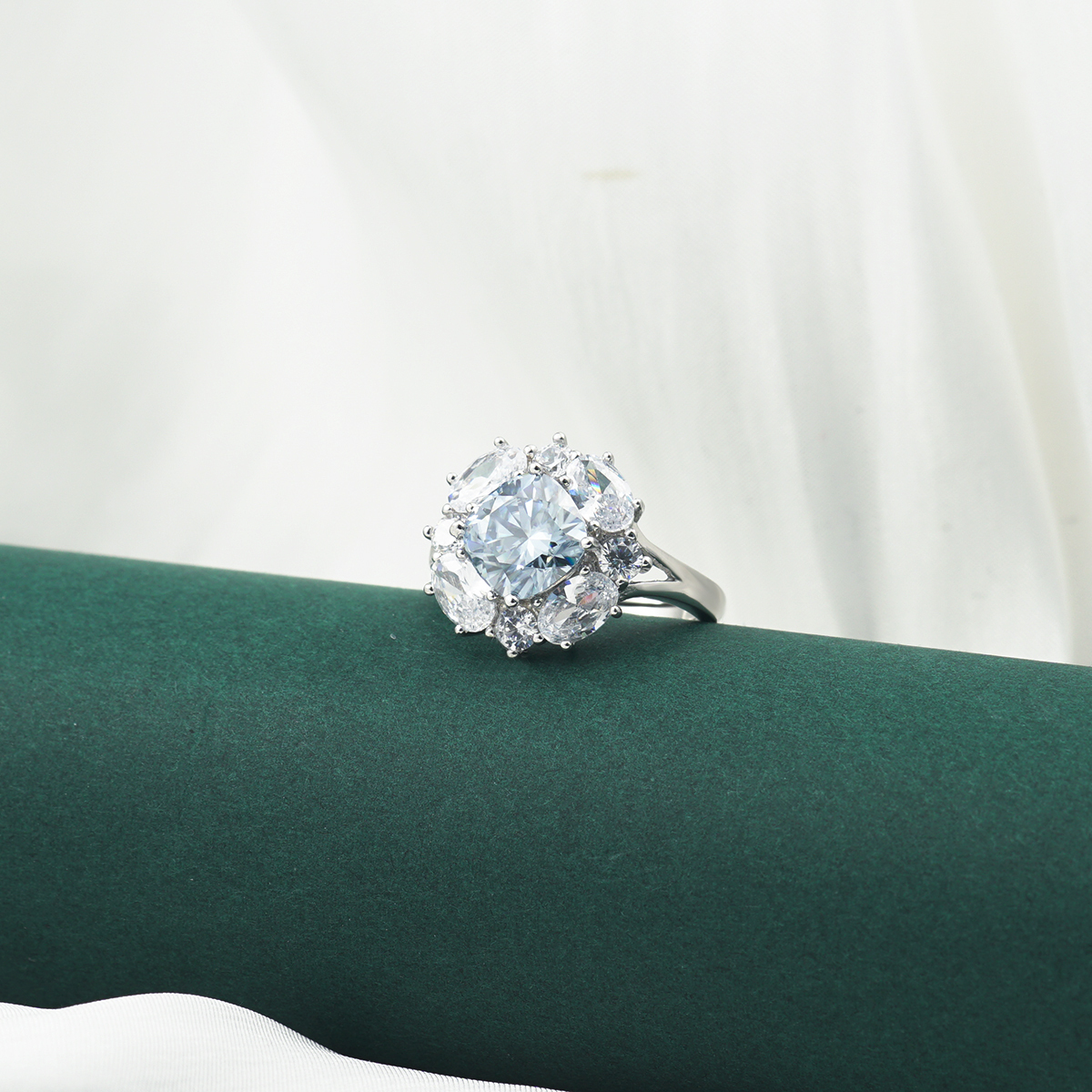 2.5ct Cushion Synthetic Moissanite Ring S925