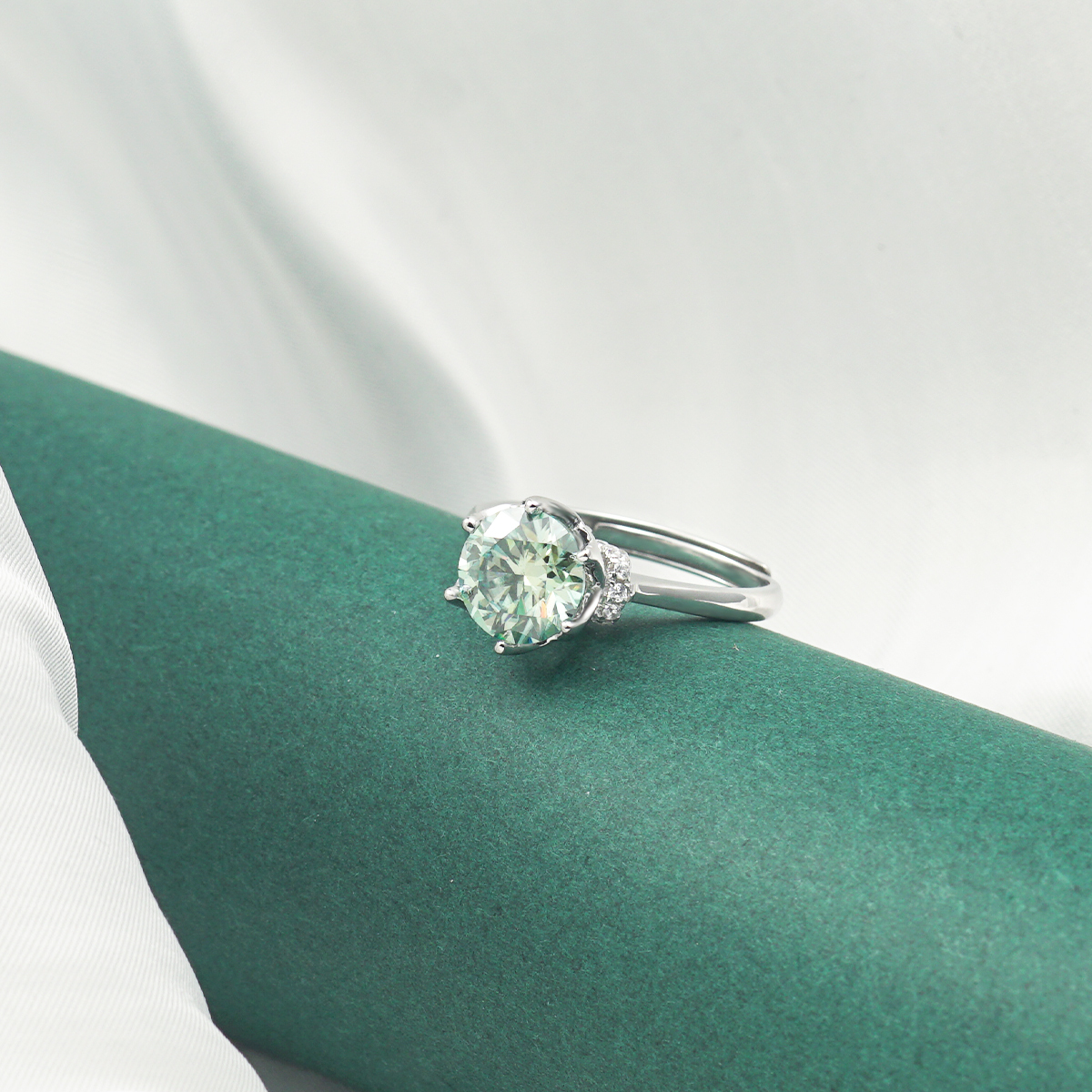 2ct Round Synthetic Moissanite Ring S925