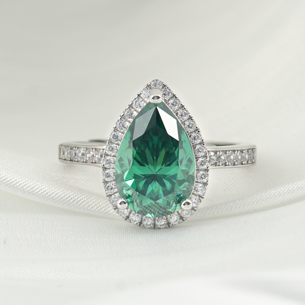 4ct Pear Synthetic Moissanite Luxury Teardrop Shaped Ring S925