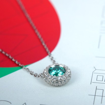 0.8ct Round Synthetic Moissanite Twinkling Halo Pendant Necklace Chain S925