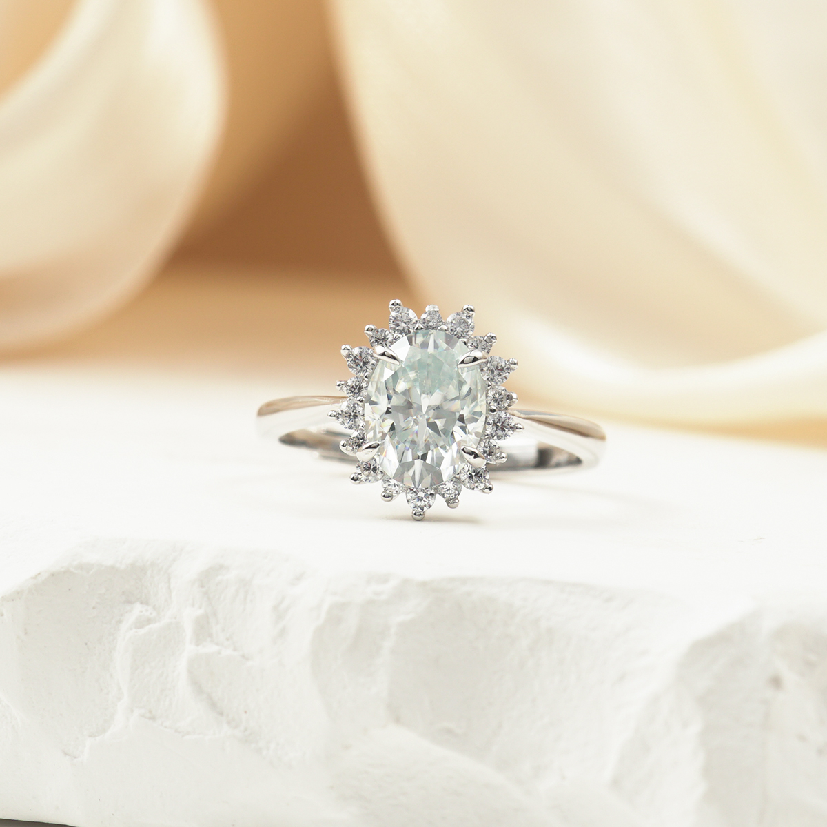 Oval Synthetic Moissanite Sunflower Ring S925