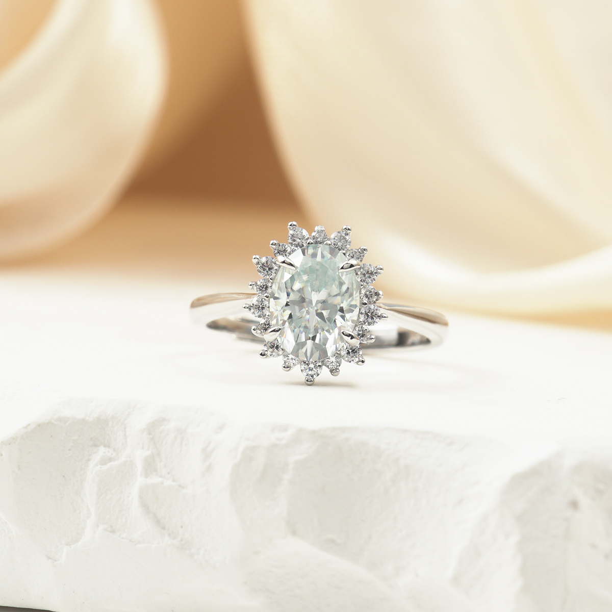 Oval Synthetic Moissanite Sunflower Ring S925