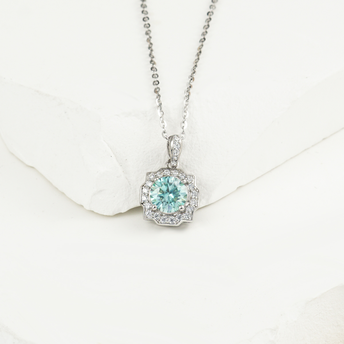 1ct Synthetic Moissanite Square Halo Pendant Necklace S925