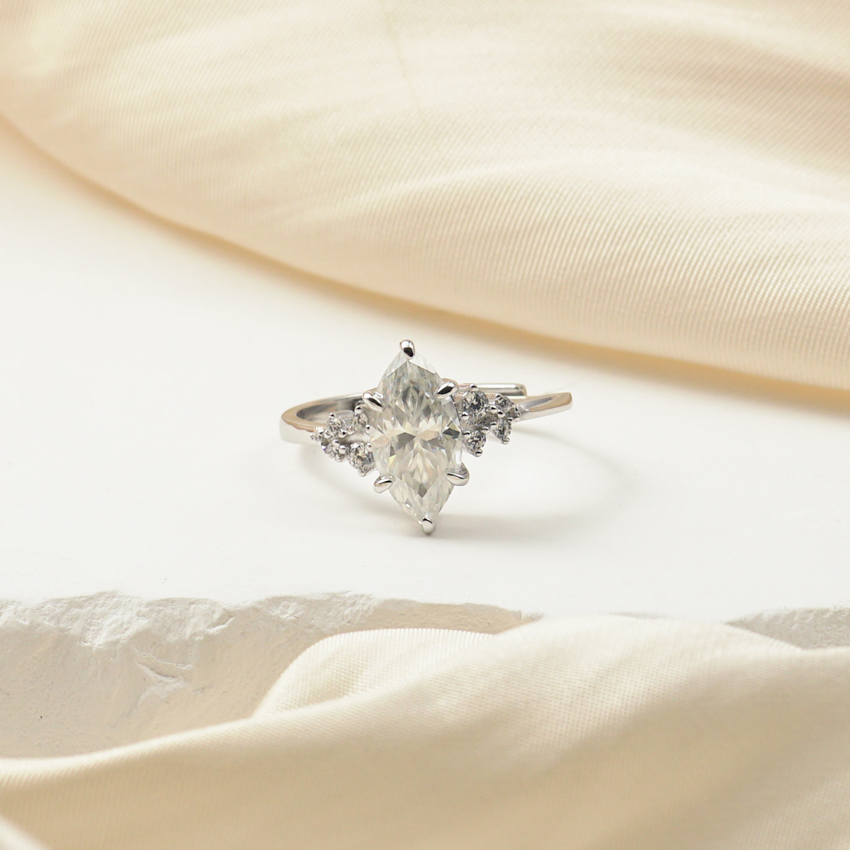 1.5ct Marquise Synthetic Moissanite Ring S925