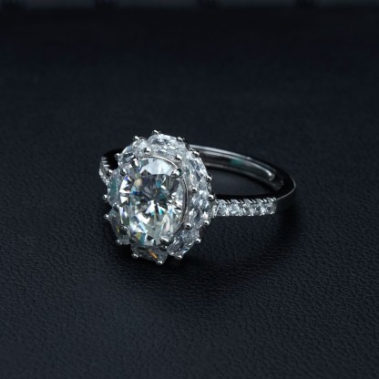 2ct Oval Synthetic Moissanite Ring S925