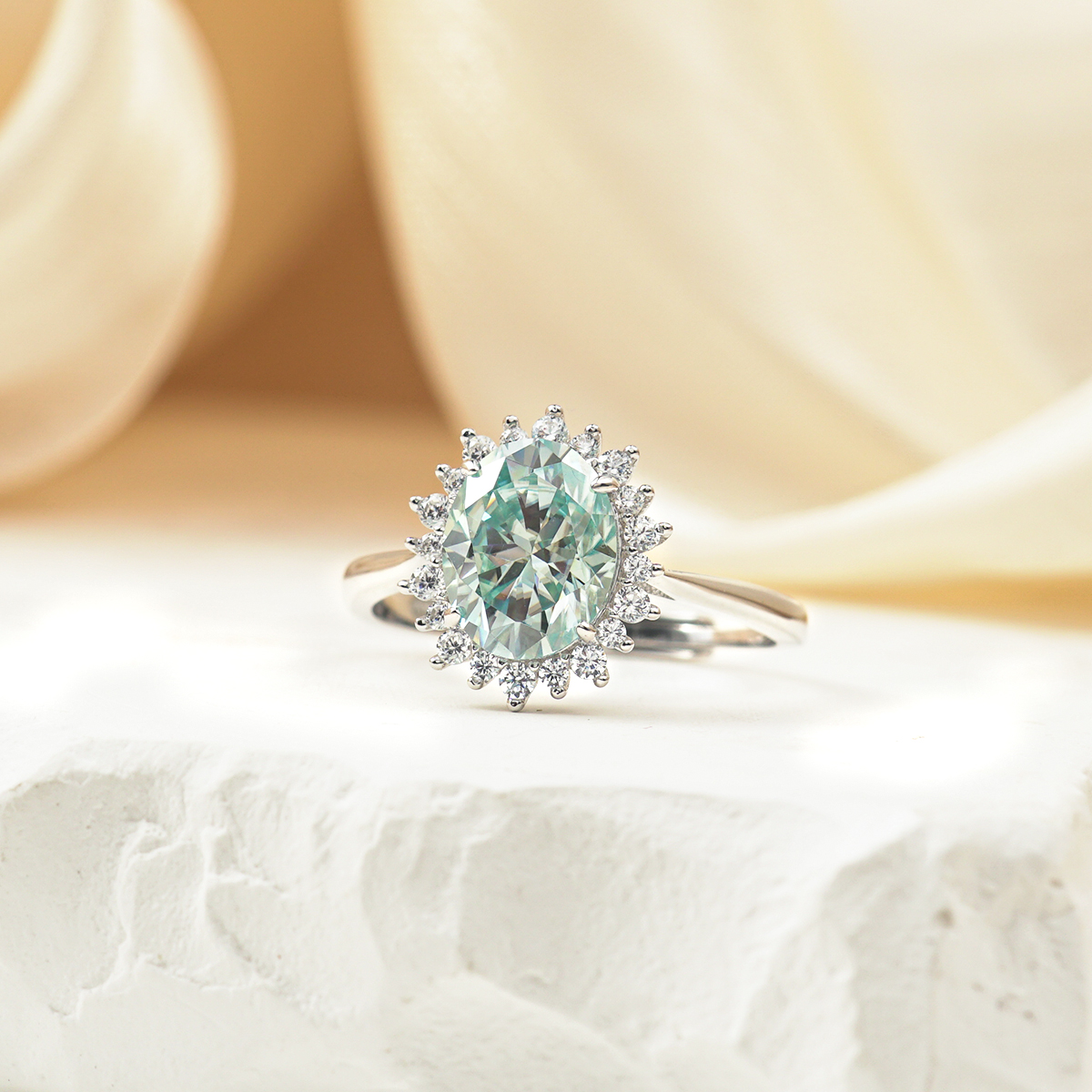 2ct Oval Synthetic Moissanite Sunflower Ring S925