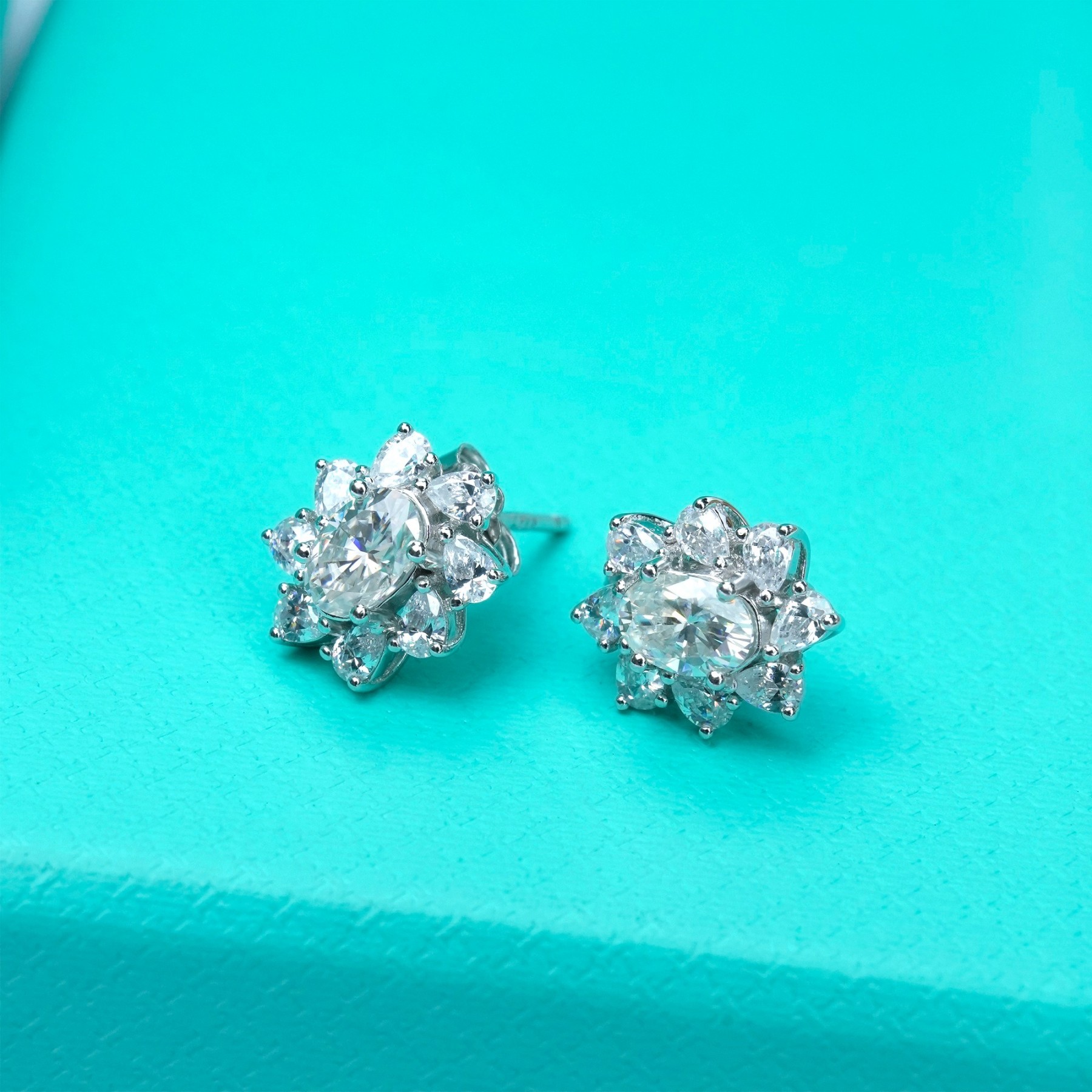 0.5ct Oval Synthetic Moissanite Stud Earrings S925