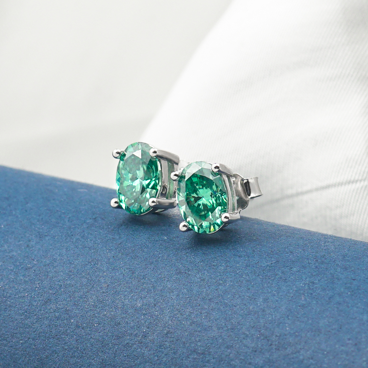 1ct Oval Synthetic Moissanite Stud Earrings S925