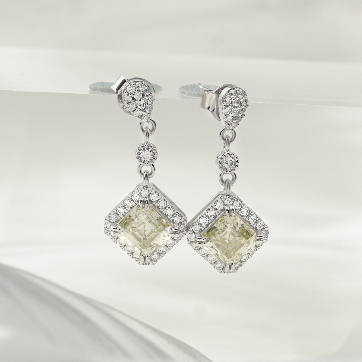 1ct Asscher Synthetic Moissanite Prismatic Stud Earrings S925