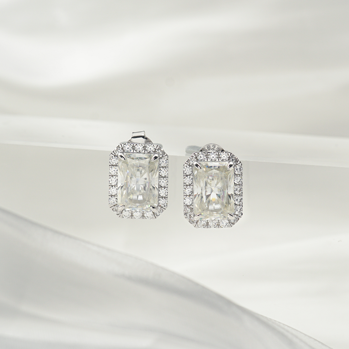 3.5ct Radiant Synthetic Moissanite Stud Earrings S925