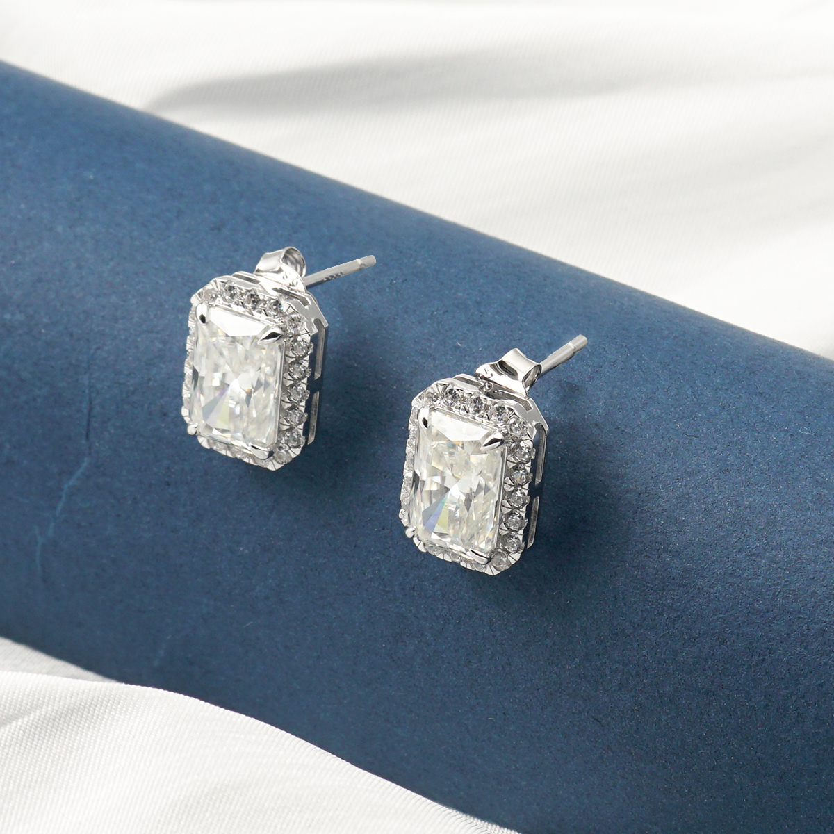 3.5ct Radiant Synthetic Moissanite Stud Earrings S925