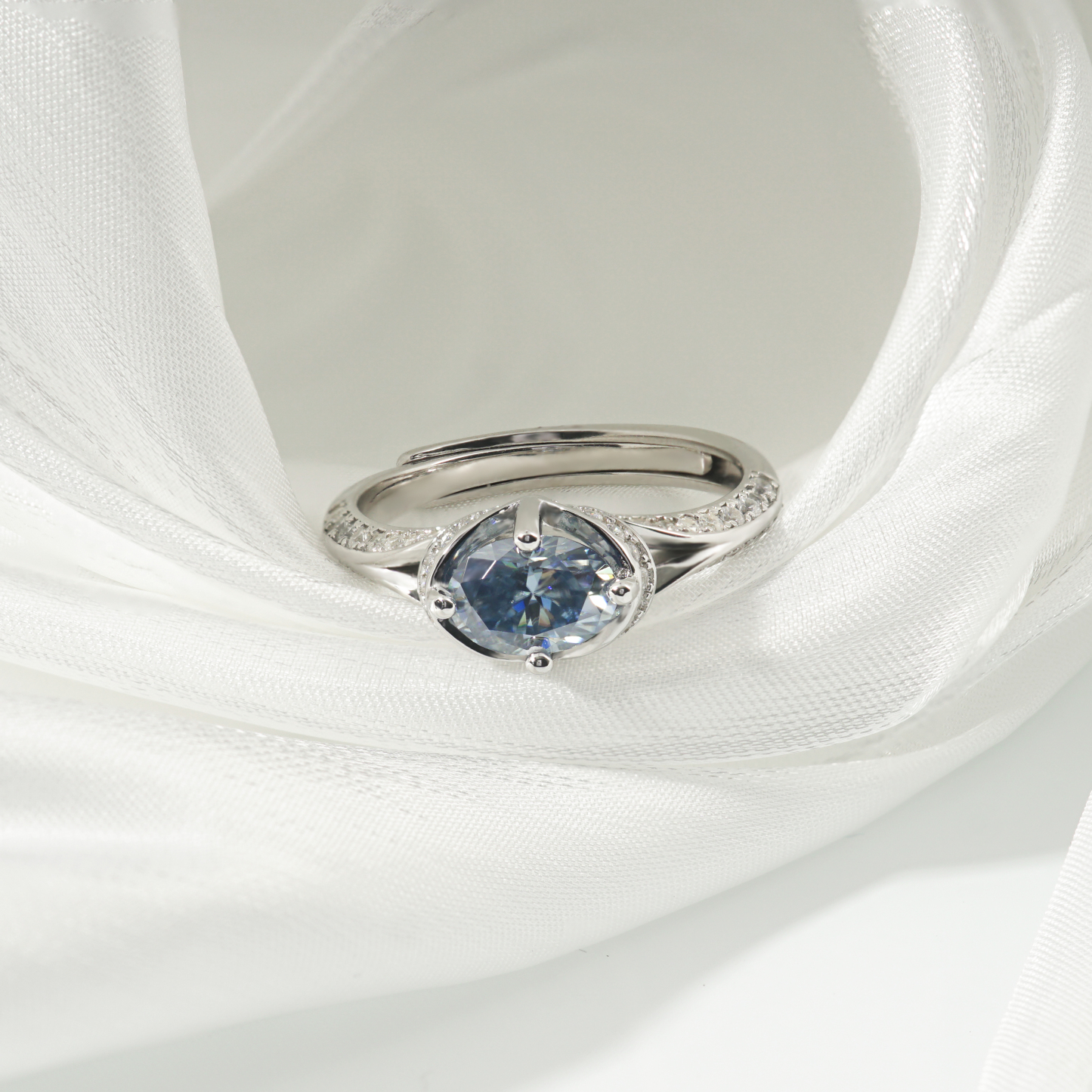 1ct Oval Synthetic Moissanite Ring S925