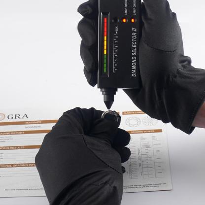 Mobius Earrings S925 VVS Synthetic Moissanite Unisex Earrings