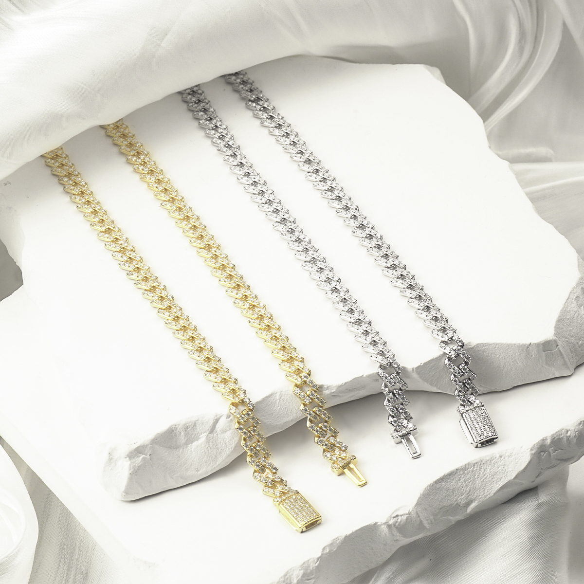 03style 6.8MM S925 VVS Synthetic Moissanite Hip Hop Iced Out Cuban Link Necklace Chain