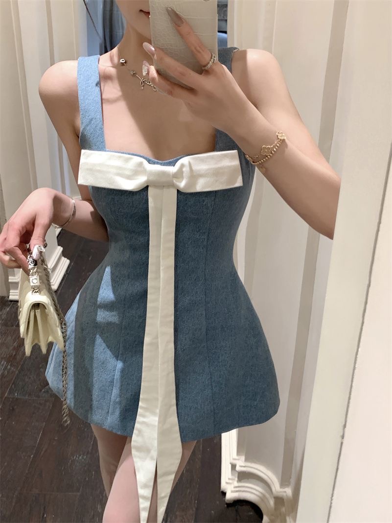 2026年春夏季韩版纯欲甜辣蝴蝶结A字气质高腰修身连衣裙