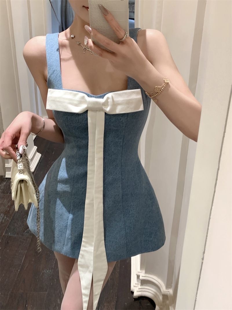 2026年春夏季韩版纯欲甜辣蝴蝶结A字气质高腰修身连衣裙