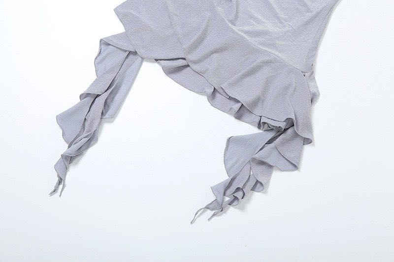 2026春夏连衣裙潮流性感纯欲风亮闪闪立体花饰荷叶边斜肩连衣裙层次感掐腰短裙女