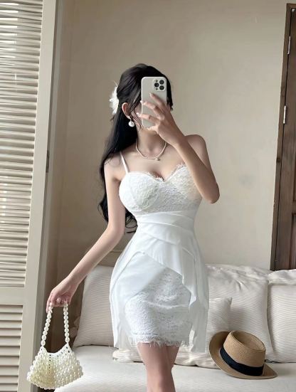 2026春夏气质法式纯欲网纱拼接不规则吊带礼服短裙性感名媛收腰包臀连衣裙