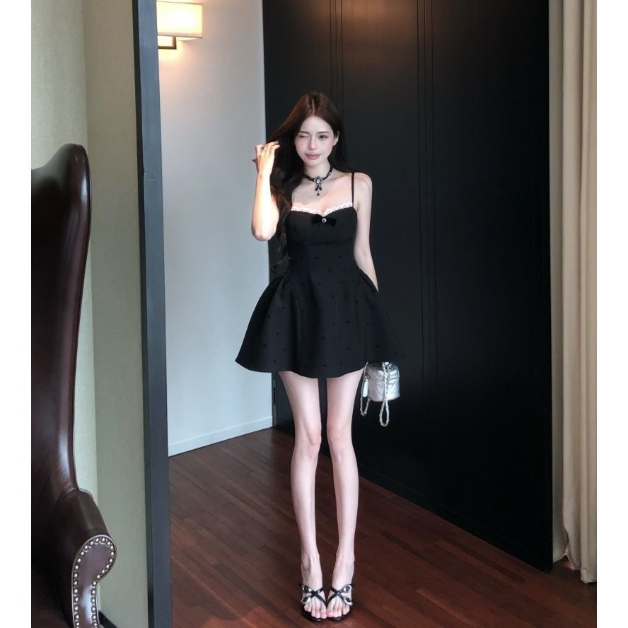 2026年春夏法式蝴蝶结印花吊带连衣裙女夏季气质性感礼服裙短裙