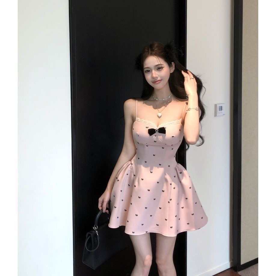 2026年春夏法式蝴蝶结印花吊带连衣裙女夏季气质性感礼服裙短裙
