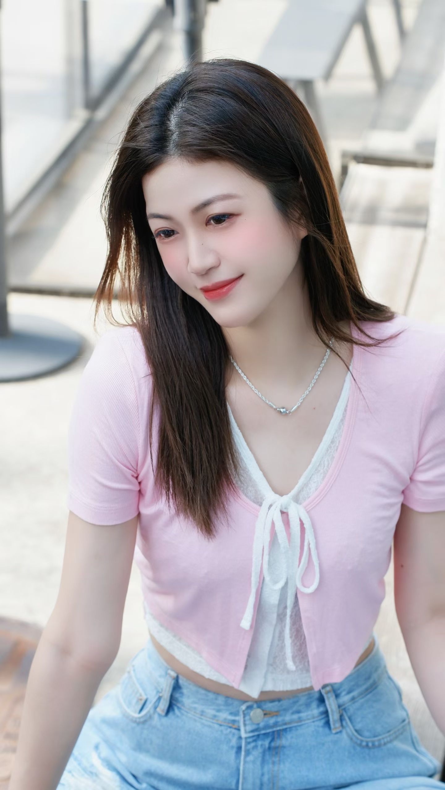 Lace綁帶V領上衣