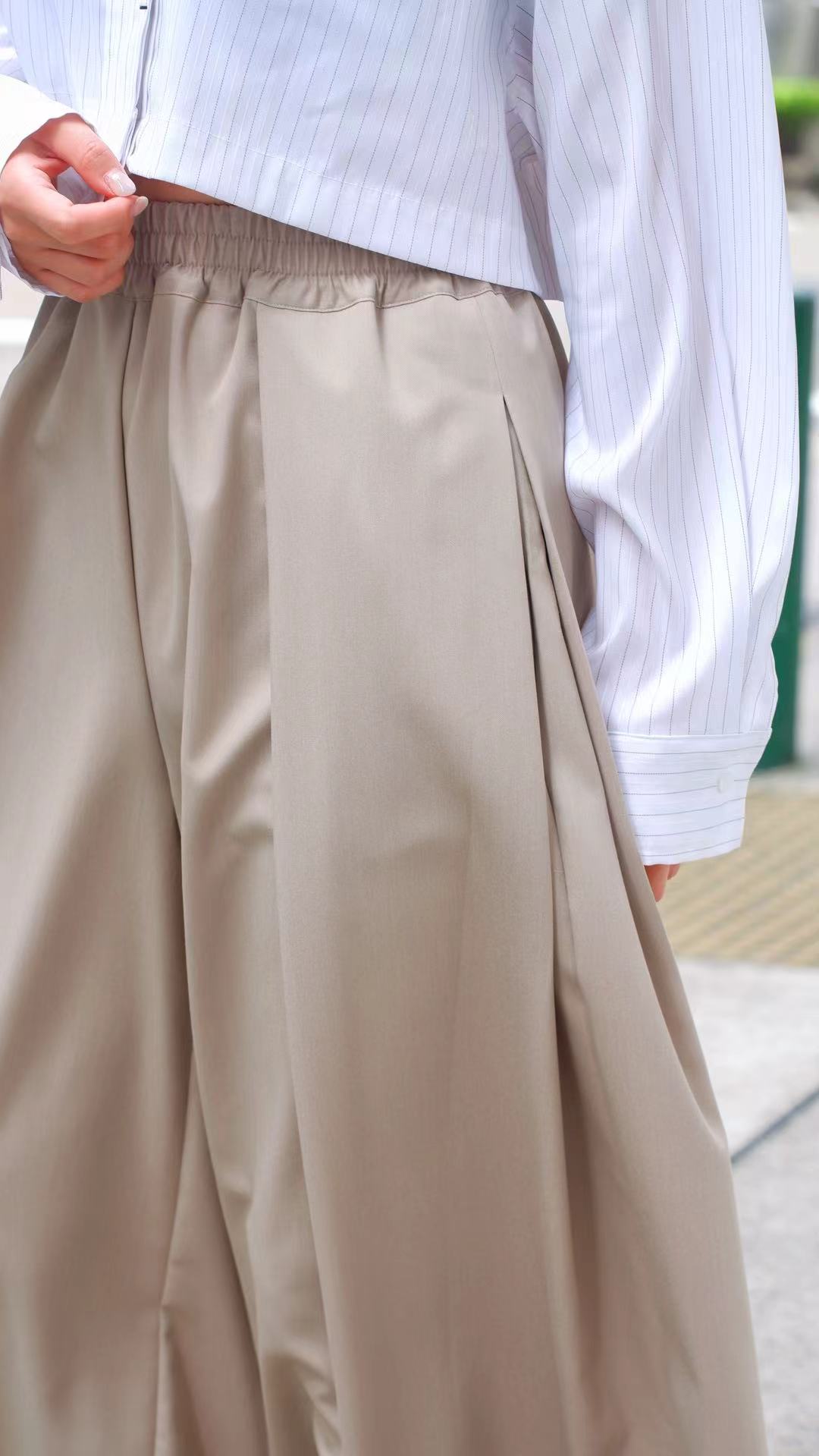 Cropped Shirt 簡約套裝｜垂感極簡風穿搭